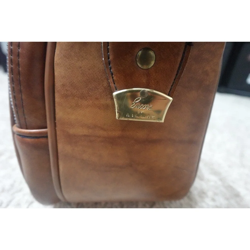 VINTAGE ‎ Encore by Airway Leather Suitcase Carry On travel luggage 15.5 Inches